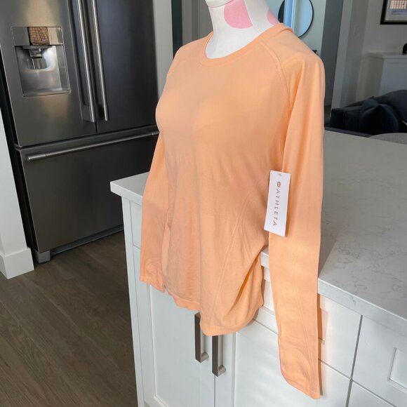 Athleta Momentum Seamless Lg Sleeve Crew Neck Nylon Top Tangerine Peach Sz M NWT - Picture 3 of 15